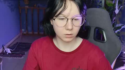 Snapshot of nancymartinez chatting on 11/20/25, 05:07 nancymartinez online show from 11/20/25, 05:07