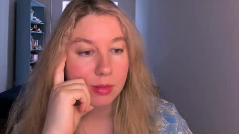 Nancy online show from 03/17/26, 07:44