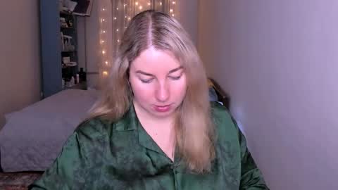 Nancy online show from 05/31/26, 07:04
