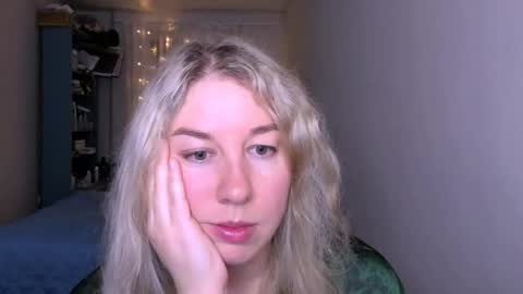 Nancy online show from 06/01/26, 06:42