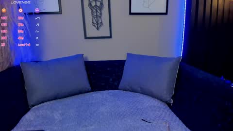 Snapshot of nanda_vixen_ chatting on 05/12/26, 11:24 Nanda online show from 05/12/26, 11:24
