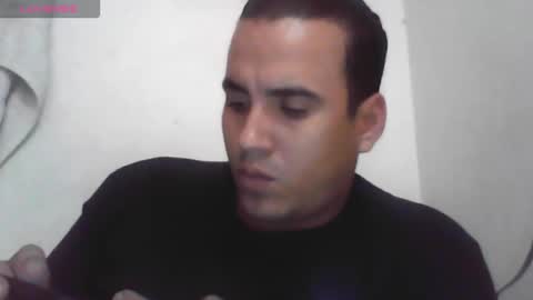 Snapshot of nando199628 chatting on 11/20/25, 01:33 nando199628 online show from 11/20/25, 01:33