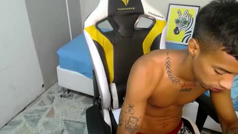 nando_col online show from 10/28/25, 11:25