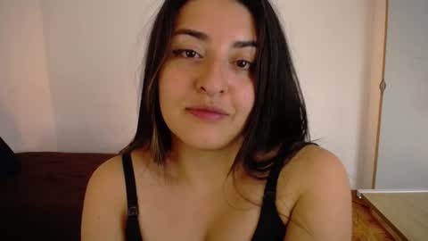 Snapshot of nani_gutierrez chatting on 02/23/26, 01:36 Nani online show from 02/23/26, 01:36