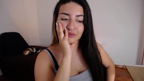 Snapshot of nani_gutierrez chatting on 02/23/26, 06:27 Nani online show from 02/23/26, 06:27