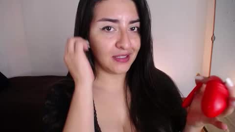 Snapshot of nani_gutierrez chatting on 02/25/26, 07:12 Nani online show from 02/25/26, 07:12