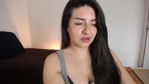 Snapshot of nani_gutierrez chatting on 02/26/26, 10:53 Nani online show from 02/26/26, 10:53