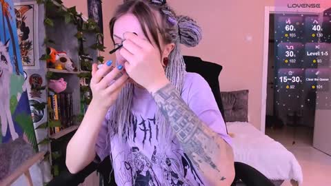 Monday-Friday 12-4 AM and 6-9 AM New York time online show from 12/30/24, 08:54