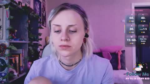 Snapshot of nanitamoore chatting on 03/28/26, 08:19 Monday-Friday 12-4 AM and 6-9 AM New York time online show from 03/28/26, 08:19