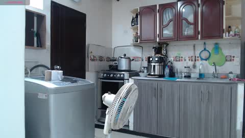 nanna_and_balder2 online show from 02/06/25, 08:56