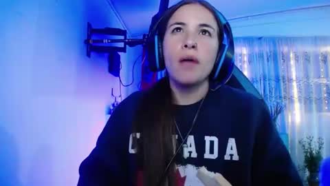 Snapshot of nanna_yoshi chatting on 12/21/24, 01:36 nanna yoshi online show from 12/21/24, 01:36