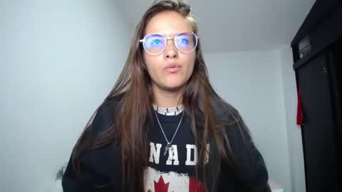 Snapshot of nanna_yoshi chatting on 01/21/25, 02:11 nanna yoshi online show from 01/21/25, 02:11