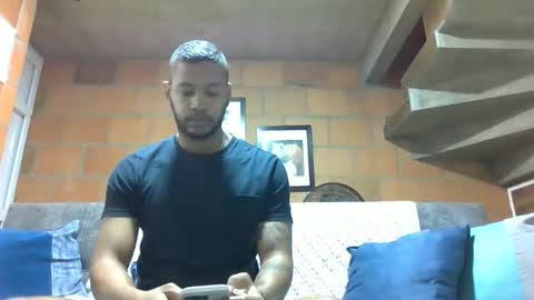 Snapshot of nano1206 chatting on 02/16/26, 01:18 nano1206 online show from 02/16/26, 01:18