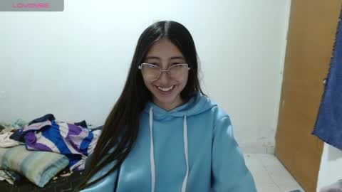 Snapshot of nanylux chatting on 04/23/26, 04:14 nanylux online show from 04/23/26, 04:14