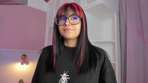 Naoko online show from 12/06/24, 05:55