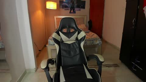 naomi_berckley online show from 01/29/25, 08:18