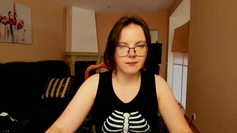 naomi_di online show from 06/03/26, 05:10