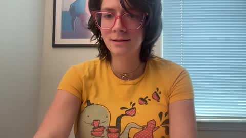 Snapshot of naomi_reahs chatting on 11/25/25, 03:56 Naomi Reah online show from 11/25/25, 03:56