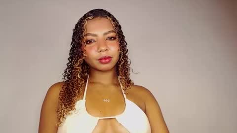 mara Jos online show from 09/15/25, 05:29