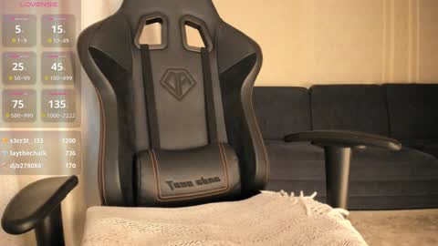 Naomi online show from 01/17/25, 11:29