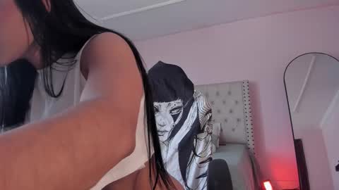 Heidy  online show from 11/02/25, 05:15