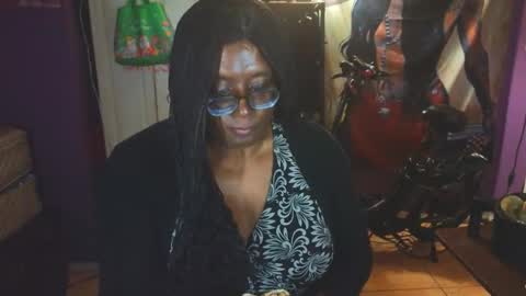 Snapshot of naomifux chatting on 02/18/26, 05:47 Naomi online show from 02/18/26, 05:47