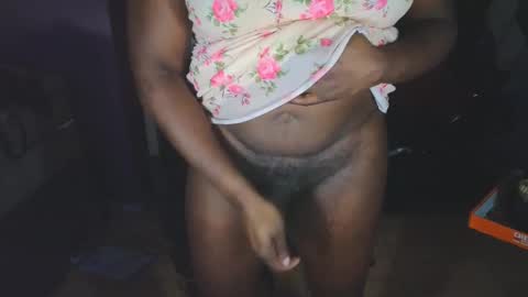 Snapshot of naomifux chatting on 02/24/26, 05:11 Naomi online show from 02/24/26, 05:11