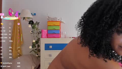Snapshot of naomigarcia chatting on 02/17/25, 10:51 Naomi  online show from 02/17/25, 10:51