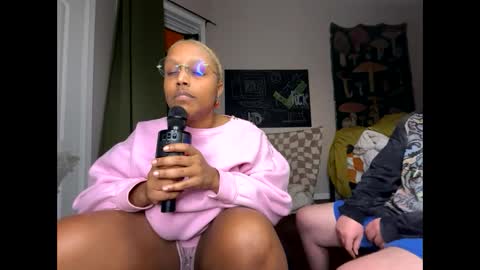 Naomigiirl6 online show from 12/20/24, 04:09