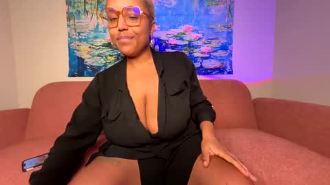 Naomigiirl6 online show from 03/06/25, 09:58