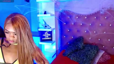 naomii_storm online show from 10/24/25, 09:11