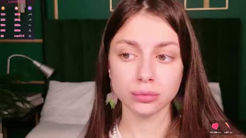 Naomi online show from 09/16/25, 04:57