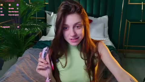 Naomi online show from 10/09/25, 05:05