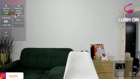 Snapshot of naomixjones1 chatting on 03/12/25, 12:53 Naomi online show from 03/12/25, 12:53