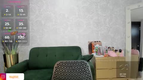 Snapshot of naomixjones1 chatting on 10/24/25, 02:02 Naomi online show from 10/24/25, 02:02