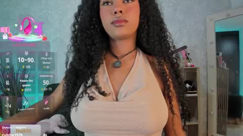 Snapshot of naomixjones1 chatting on 11/23/25, 03:39 Naomi online show from 11/23/25, 03:39