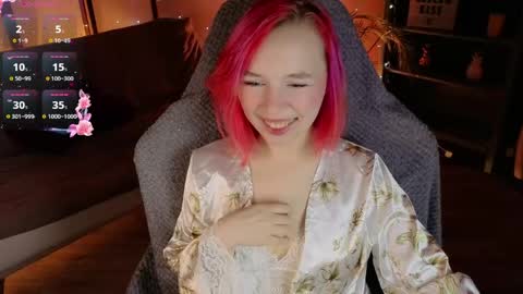 Snapshot of naomiyoru chatting on 02/27/26, 08:42 Naomi online show from 02/27/26, 08:42