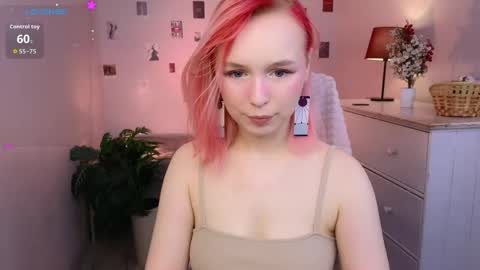 Snapshot of naomiyoru chatting on 05/05/26, 08:50 Naomi online show from 05/05/26, 08:50