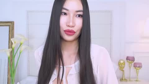 Naomi online show from 01/08/25, 07:03