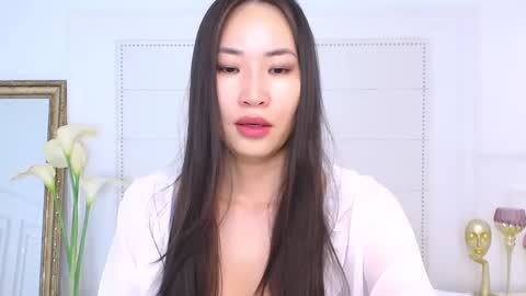 Naomi online show from 01/20/25, 02:43