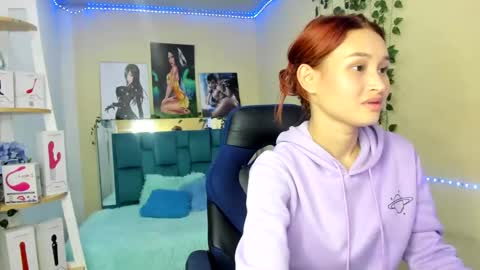 naomy online show from 01/15/25, 02:17