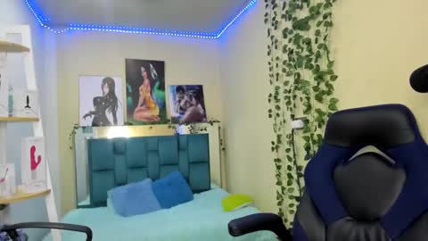 naomy online show from 01/25/25, 11:11