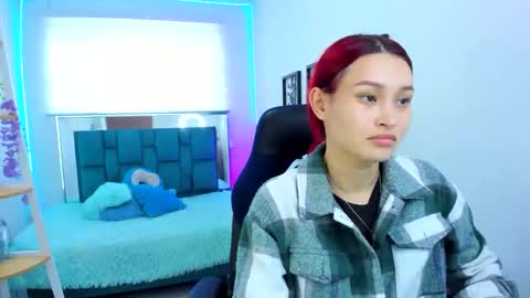 naomy online show from 09/17/25, 07:26