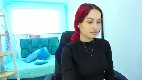 naomy online show from 09/24/25, 07:28