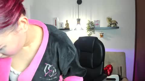 naomy online show from 08/01/26, 01:38