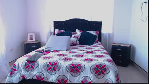 Snapshot of naomy_mature chatting on 04/01/26, 12:39 Naomy online show from 04/01/26, 12:39