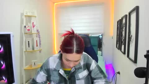 Snapshot of naomy_sex_69 chatting on 11/09/25, 07:56 naomy_sex_69 online show from 11/09/25, 07:56