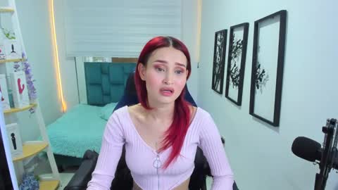 Snapshot of naomy_sex_69 chatting on 11/21/25, 03:27 naomy_sex_69 online show from 11/21/25, 03:27