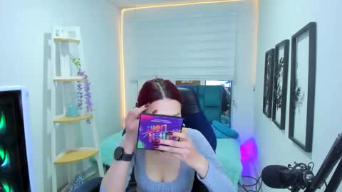 Snapshot of naomy_sex_69 chatting on 11/26/25, 02:01 naomy_sex_69 online show from 11/26/25, 02:01