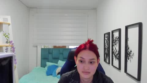 Snapshot of naomy_sex_69 chatting on 12/02/25, 01:44 naomy_sex_69 online show from 12/02/25, 01:44